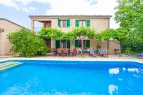 Holiday rentals in Can casta