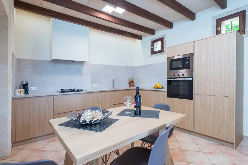 Holiday rentals in Sa font, Petra