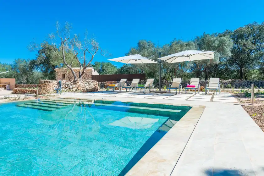 Holiday rentals in Can madis, Costitx