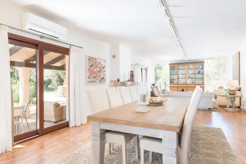 Holiday rentals in Can madis, Costitx