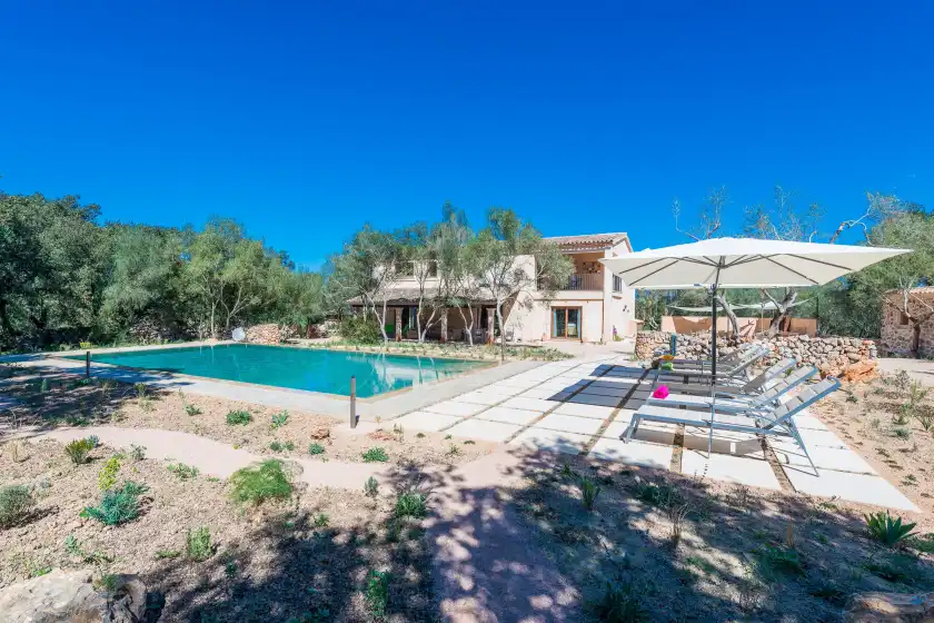 Holiday rentals in Can madis, Costitx