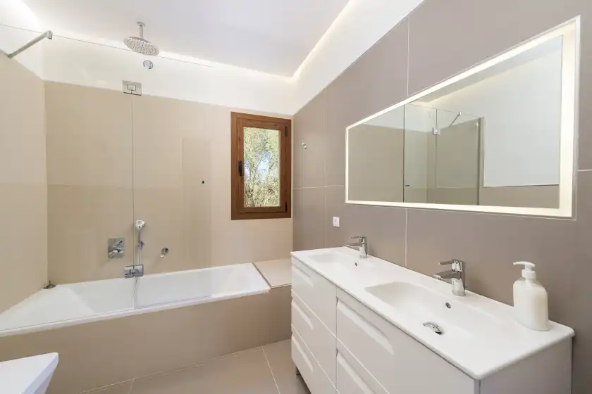 Holiday rentals in Can madis, Costitx