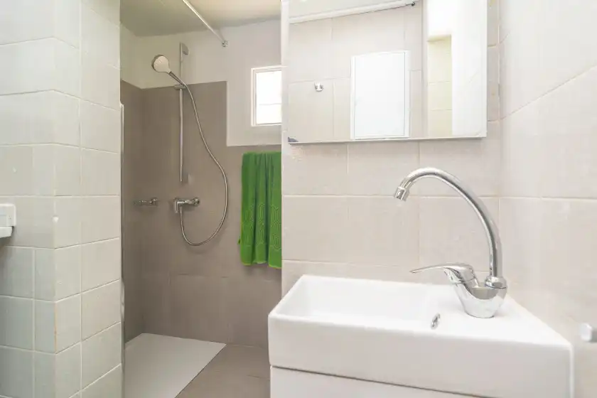 Holiday rentals in Sa teulera de pina, Pina