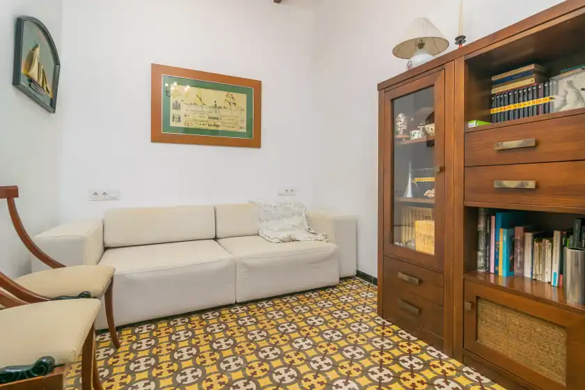 Holiday rentals in Sa teulera de pina, Pina