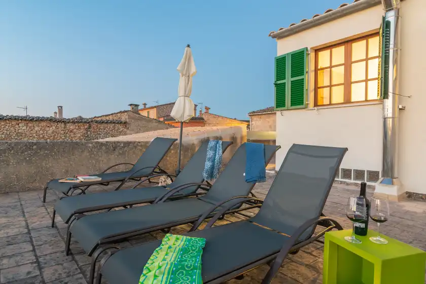 Holiday rentals in Sa teulera de pina, Pina