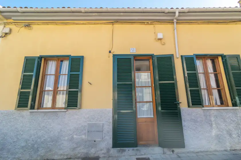 Holiday rentals in Juniper (inca), Inca