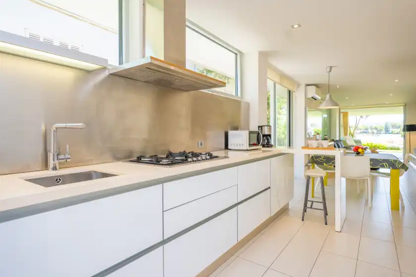 Holiday rentals in Tarida, Marina Manresa