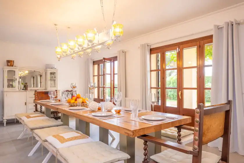 Holiday rentals in Casa leo, Platja de Muro