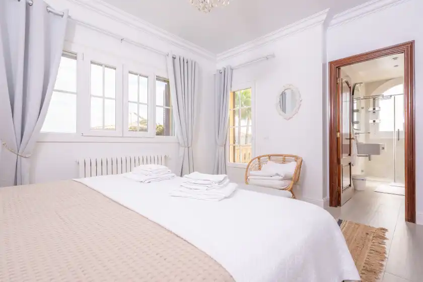 Holiday rentals in Casa leo, Platja de Muro