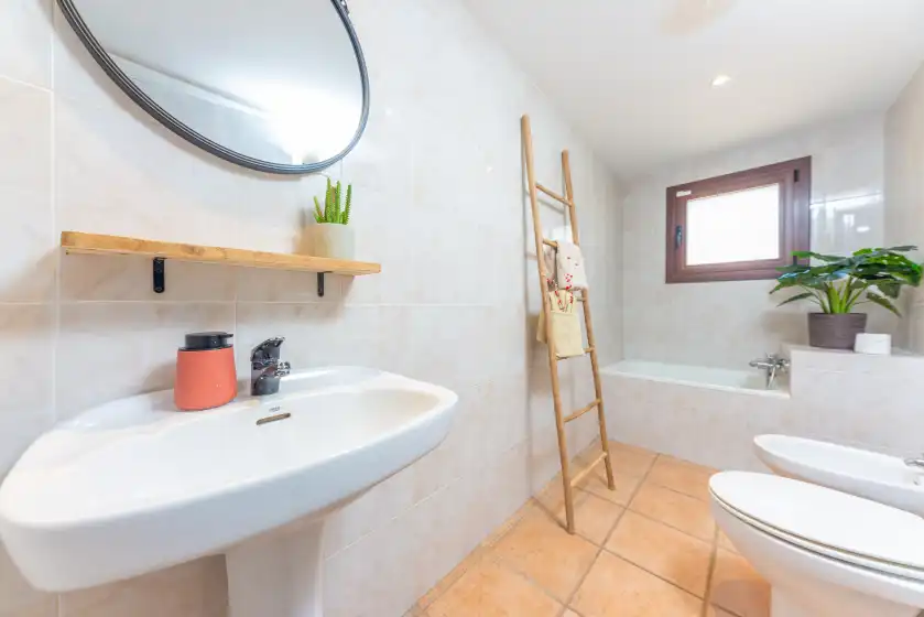 Holiday rentals in Can antich, Lloseta