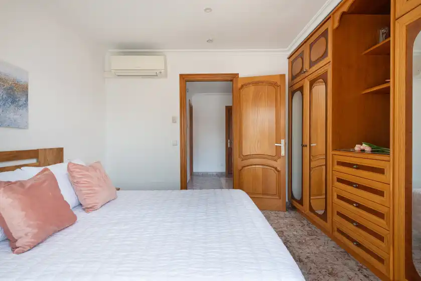 Holiday rentals in Villa isabel, Platja de Muro