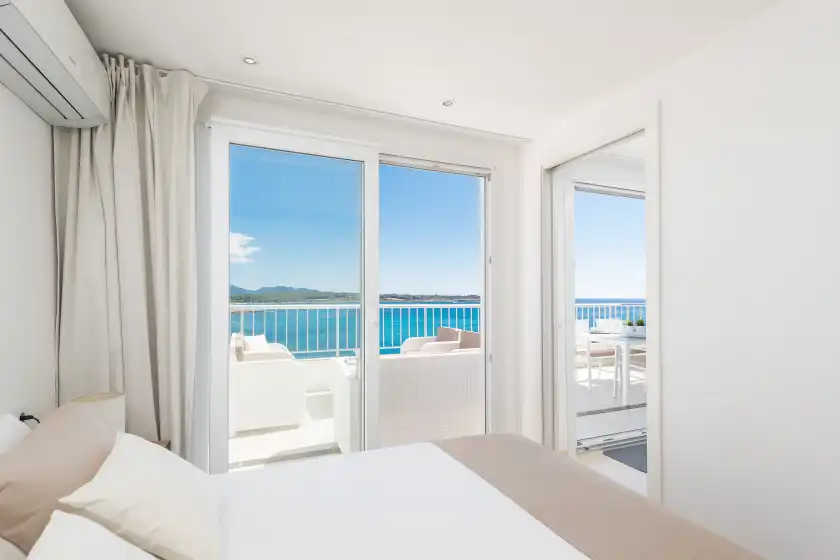 Alquiler vacacional en Luisamar sea view, s'Illot
