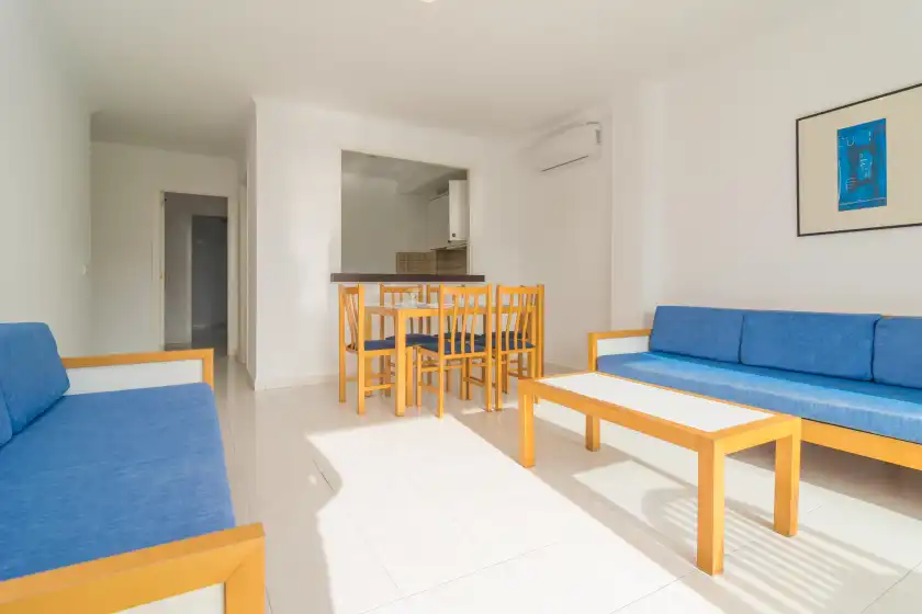 Holiday rentals in Massanet (bc), Canyamel