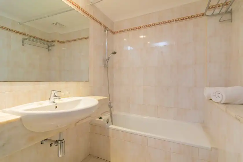 Holiday rentals in Massanet (bc), Canyamel