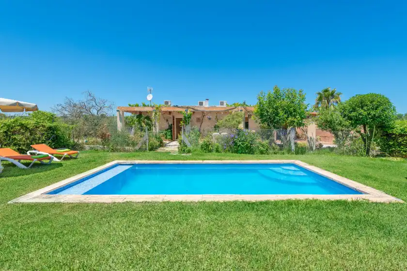 Holiday rentals in El reboster (carboneras)