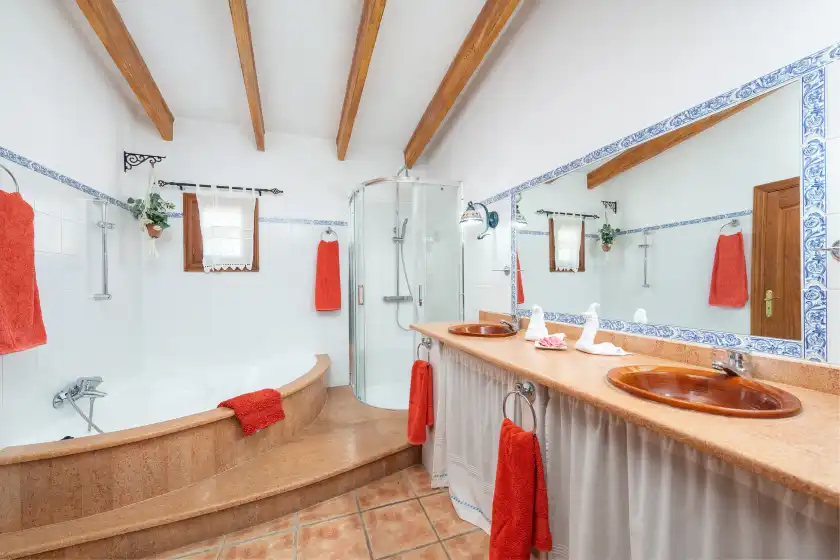 Holiday rentals in El reboster (carboneras), Maria de la Salut