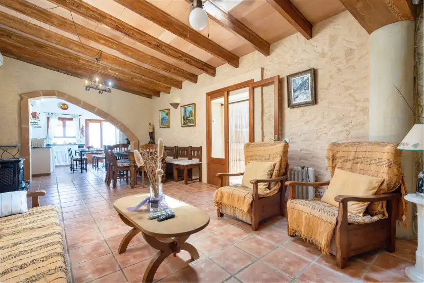 Holiday rentals in El reboster (carboneras), Maria de la Salut