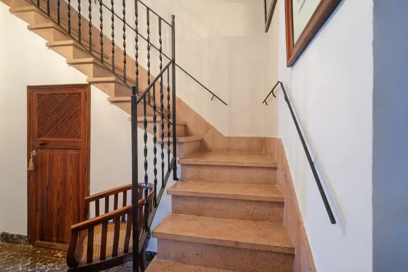 Holiday rentals in Sa teulera de pina, Pina