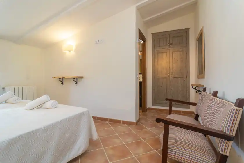 Holiday rentals in Ses cases velles de son baró, Sant Joan