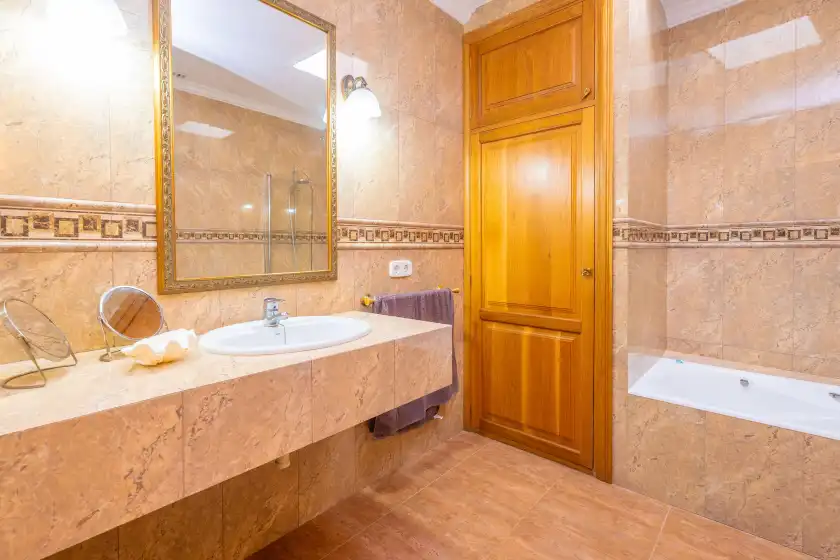 Holiday rentals in Can serra (santa margalida), Santa Margalida