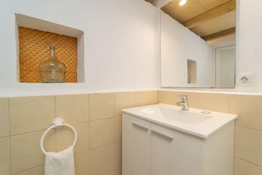 Holiday rentals in Juniper (inca), Inca