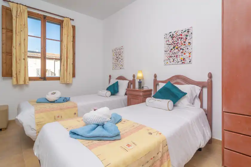 Holiday rentals in Juniper (inca), Inca