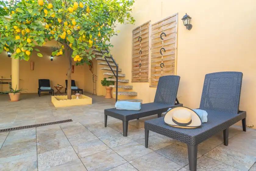 Holiday rentals in Juniper (inca), Inca