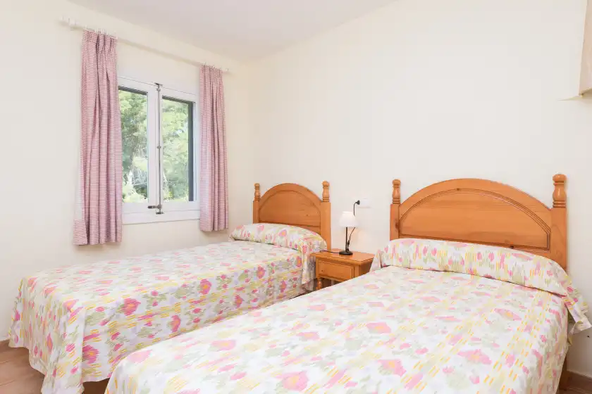 Holiday rentals in El pinar, Cala Sant Vicenç