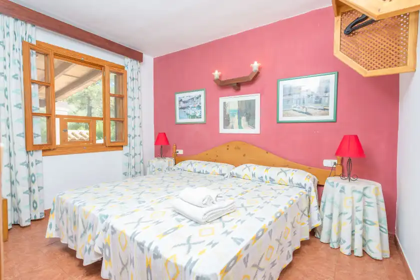 Ferienhaus auf Els pins, Crestatx