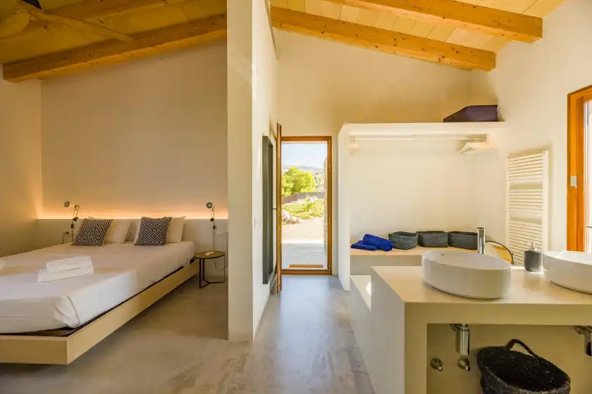 Holiday rentals in Muleta de can pizà, el Port