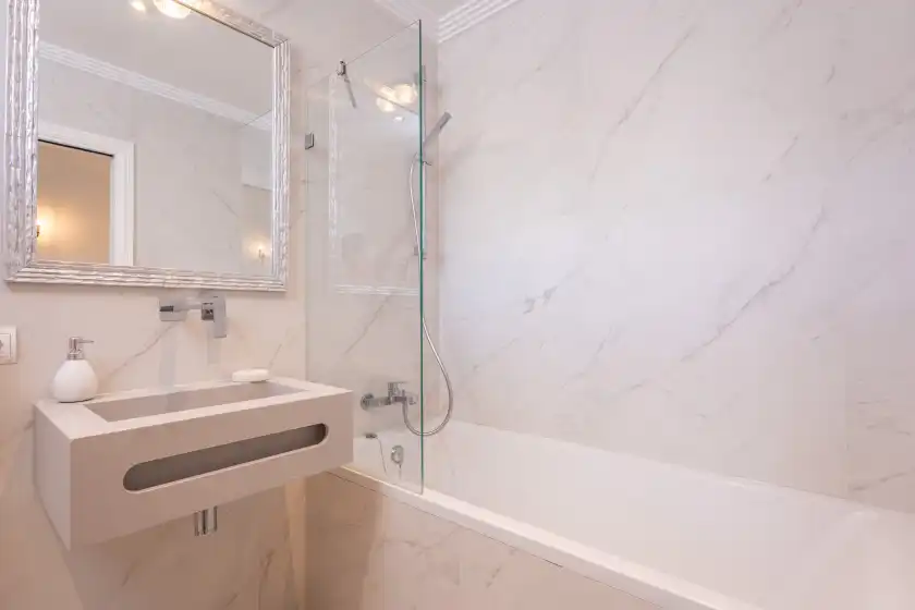 Holiday rentals in Casa leo, Platja de Muro