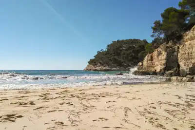 Cala Mitjana, Menorca, Vacalia.com